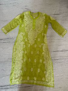 Elegant Chikankari Kurta