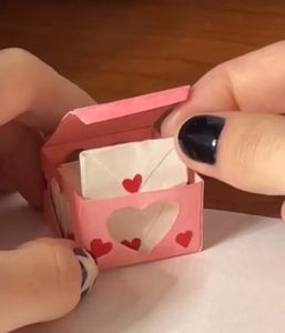 FREE DELIVERY Valentine Mini Letter Box