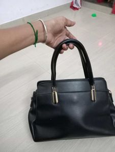 Black 'Glamor' Handbag &amp; Sholder