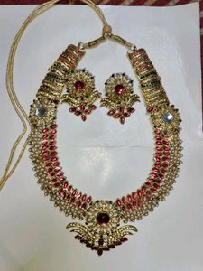 Exquisite Kundan & Pearl Necklace Set