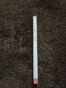 Kay Beauty Plumping HD Lip Liner