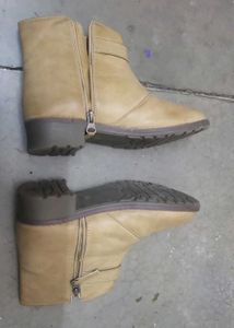 Stylish Tan Ankle Boots
