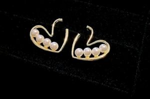 Korean Pearl Heart Stud