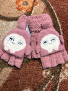 gloves 🧤 4 year to 8  glove