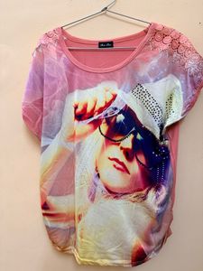 Stylish Graphic Print T-Shirt