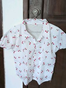 UNUSED White Cherry Print Button-Up Top