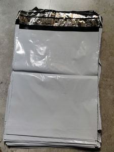 Pakaging Papers In Plastic Material