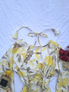 Floral Dori neck corset back kurti 💛