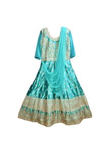 Cute gown👗