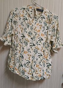 🌼 Vero Moda Floral Peplum Top