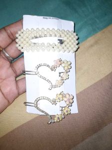 set of hair bows and hairclips