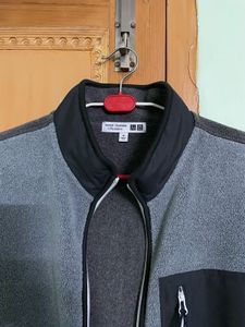 Uniqlo Sports Sweatshirt