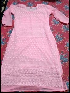 chikankari kurti