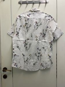 H&amp;M Men's Regular Fit Floral Shirt