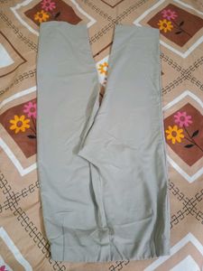 Chic Grey Wide-Leg Pants