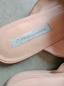 CHARLES &amp; KEITH Chain Mules/Flats