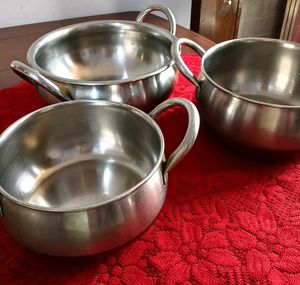 Set of 3 Stainless Steel Pots with lids