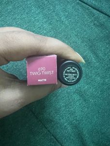 Mac Maximal Matte Lipstick "Twig Twist"