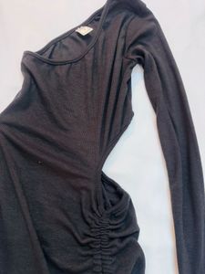 Chic Black One-Shoulder cutout Mini Dress
