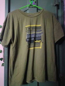 combo of olive green and black t shirt roadster