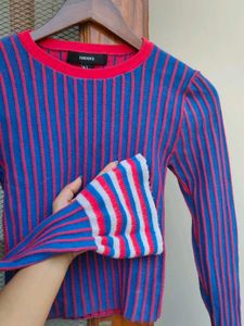 Forever 21, Bell/Bat Sleeve Crop Sweater