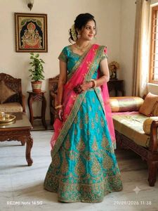 Heavy bridal lehenga with cancan attached