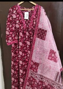 Maroon Floral Print Kurta With Dupatta