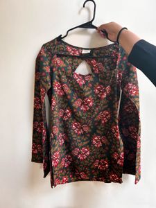 Beautiful Floral Print Kurta Top