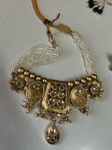 Elegant Gold Necklace &amp; Earrings Set