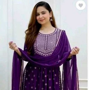 Elegant Purple Embroidered Kurta Set