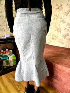 Stylish Grey Fishtail Midi Skirt