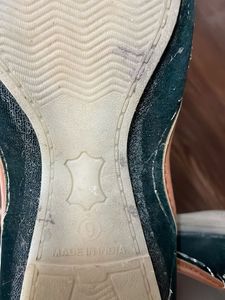Embellished Jutti Flats