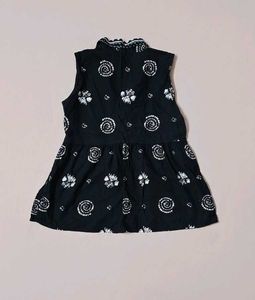 Black Collared Top