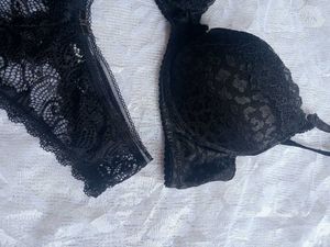 Black Lace Lingerie Set