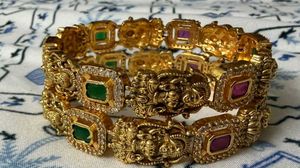 Elegant Gold Bangle