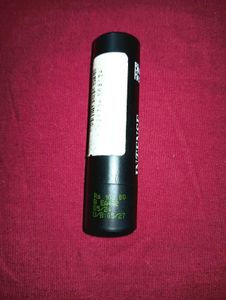 Blue Heaven &amp; Biotique Lipsticks