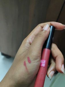 Elle 18 Lipsticks &amp; Liners ( Set of 5)