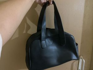 Chic Black Faux Leather Handbag