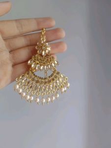 Exquisite Kundan &amp; Pearl Jewellery Set