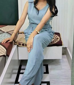Vry Preety Jump Suit
