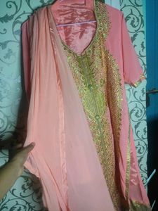 Elegant Embroidered Kameez