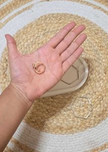 Elegant adjustable Rings and loop earrings