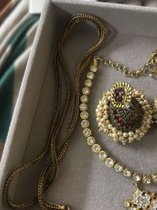 assorted Exquisite Gold Tone Jewellery Set