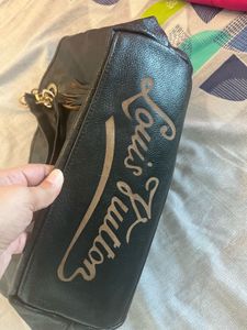 Only item left Coded & Tracable - Thrifted LV
