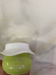 Dot &amp; Key Cica Calming Oil Free Moisturizer