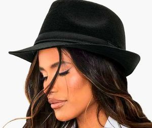 🎩Classic Black Fedora Hat