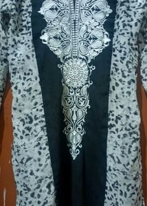 Elegant Black &amp; White Kurta Set