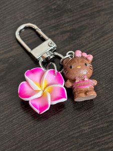 Cute Hello Kitty Flower Keychain🩷