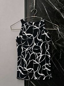 Black Printed High Neck Sleeveless Ribbed Top 👀