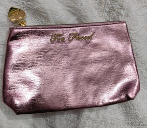 Too Faced Heart Charm Pouch
